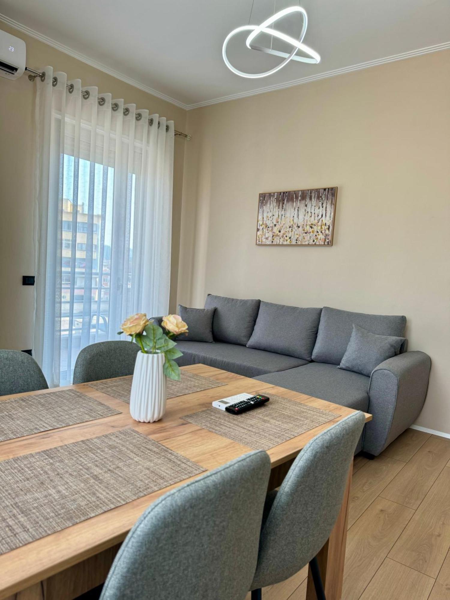 New Bazaar Cozy 3 Apartamento Tirana